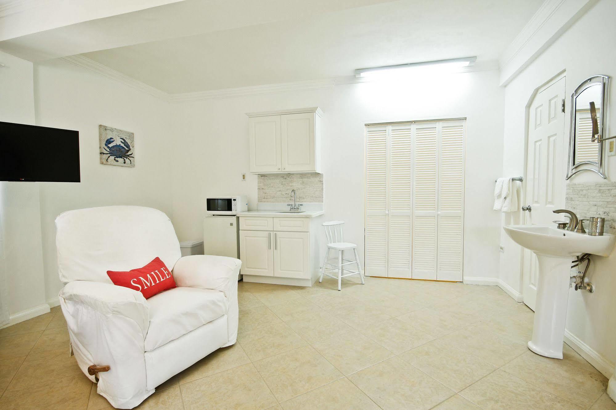 קינגסטון Cattleya Luxury Suites מראה חיצוני תמונה