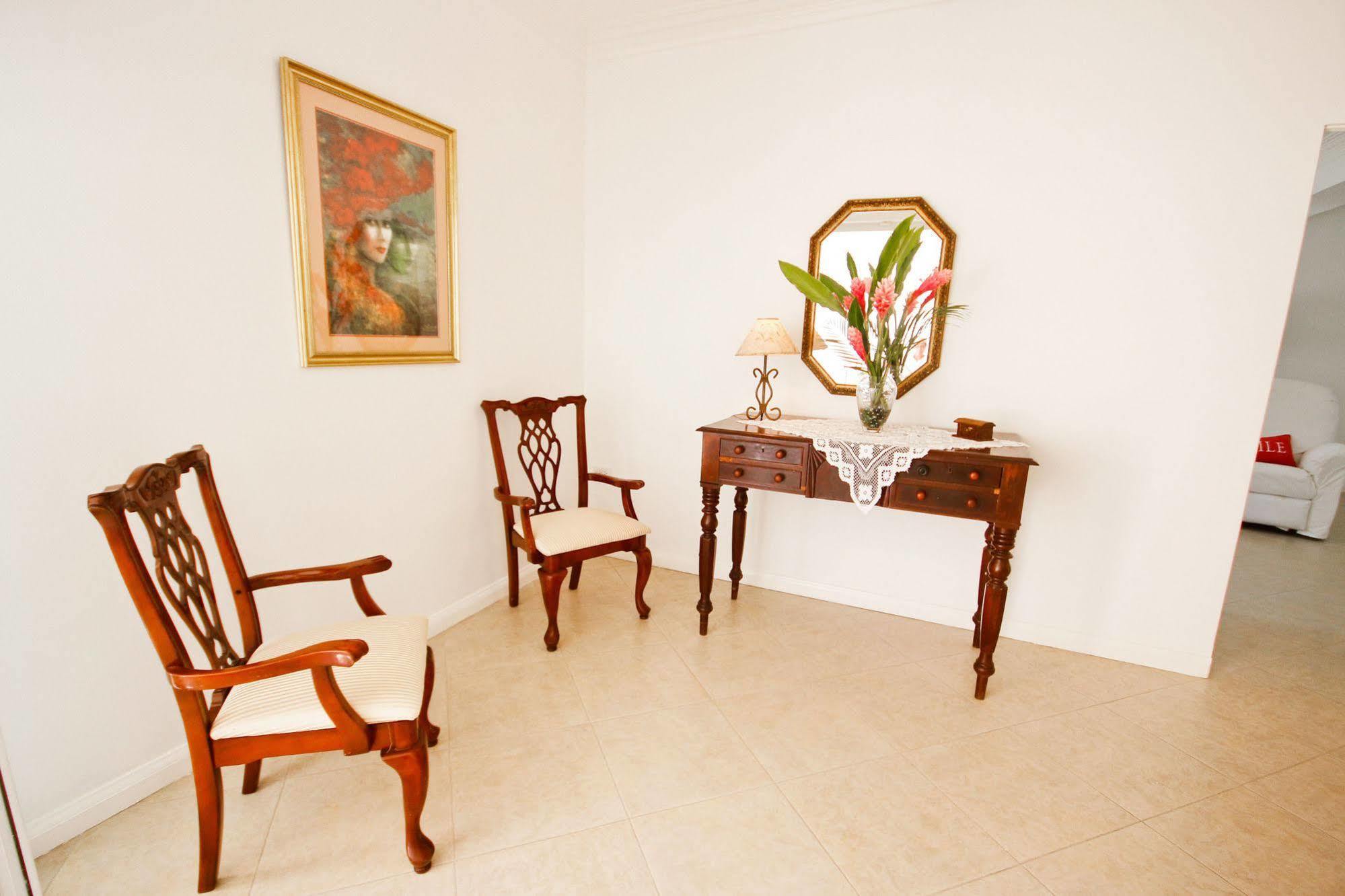 קינגסטון Cattleya Luxury Suites מראה חיצוני תמונה