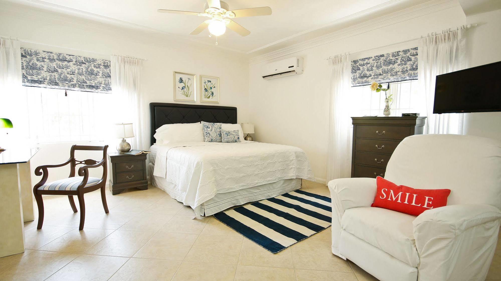 קינגסטון Cattleya Luxury Suites מראה חיצוני תמונה
